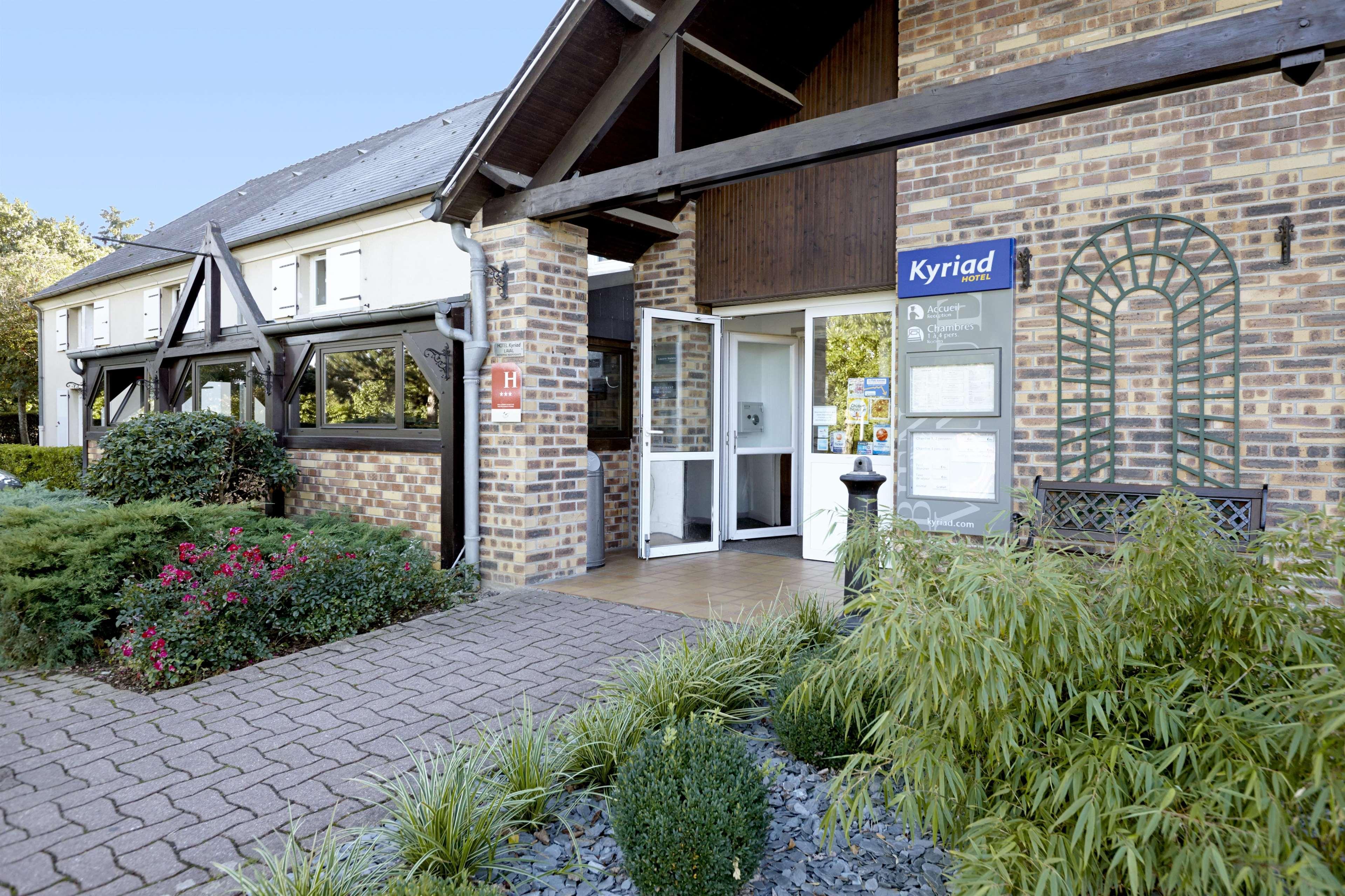 Kyriad Hotel Laval Laval  Exteriör bild